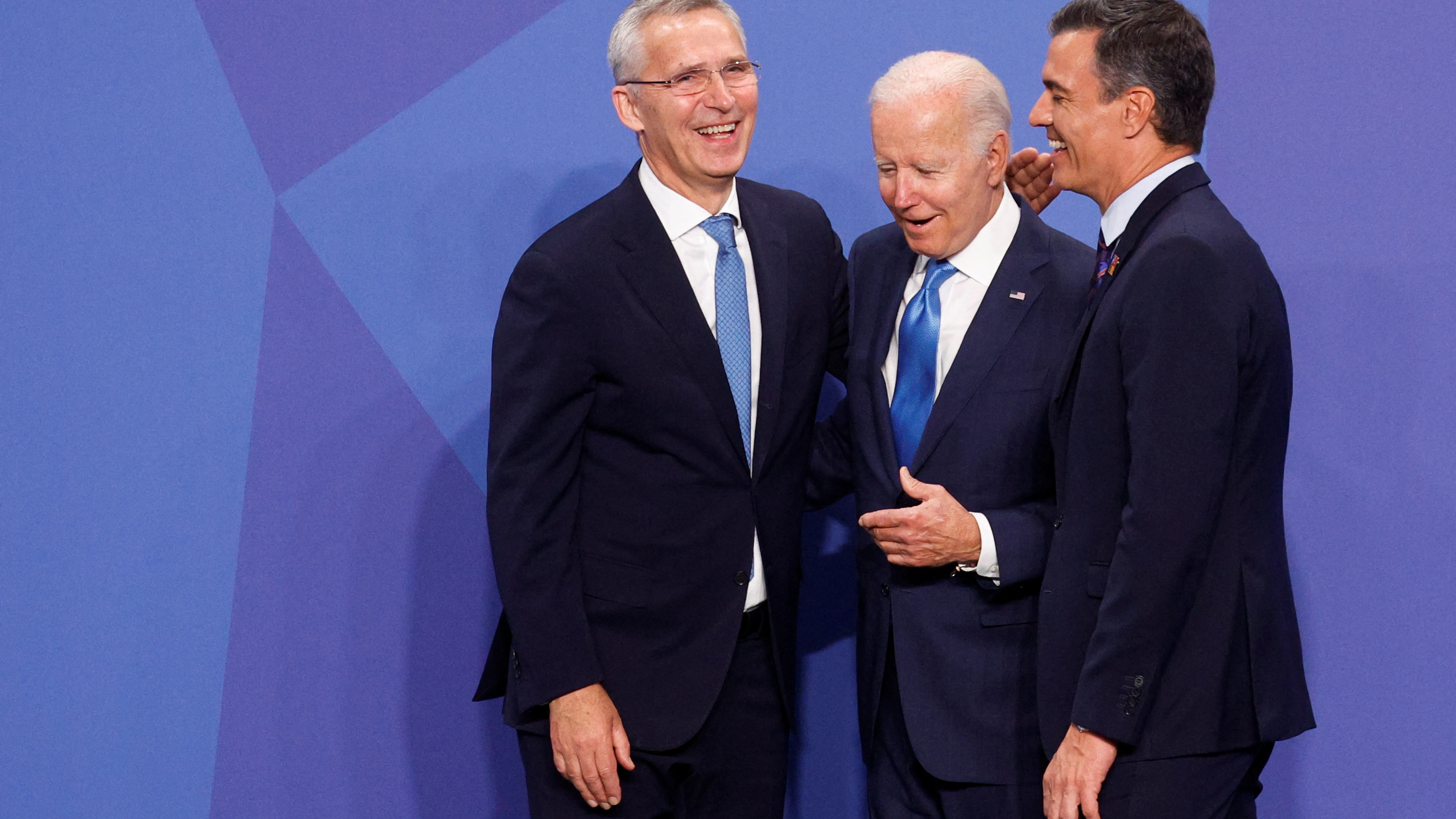 Jens Stoltenberg, Joe Biden y Pedro Sánchez, en la cumbre de la OTAN