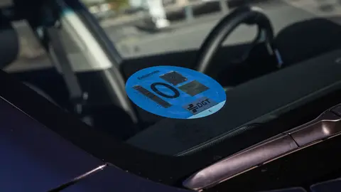 Prohibición en 2035 de la venta de coches nuevos que generen CO2 Prohibición en 2035 de la venta de coches nuevos que generen CO2