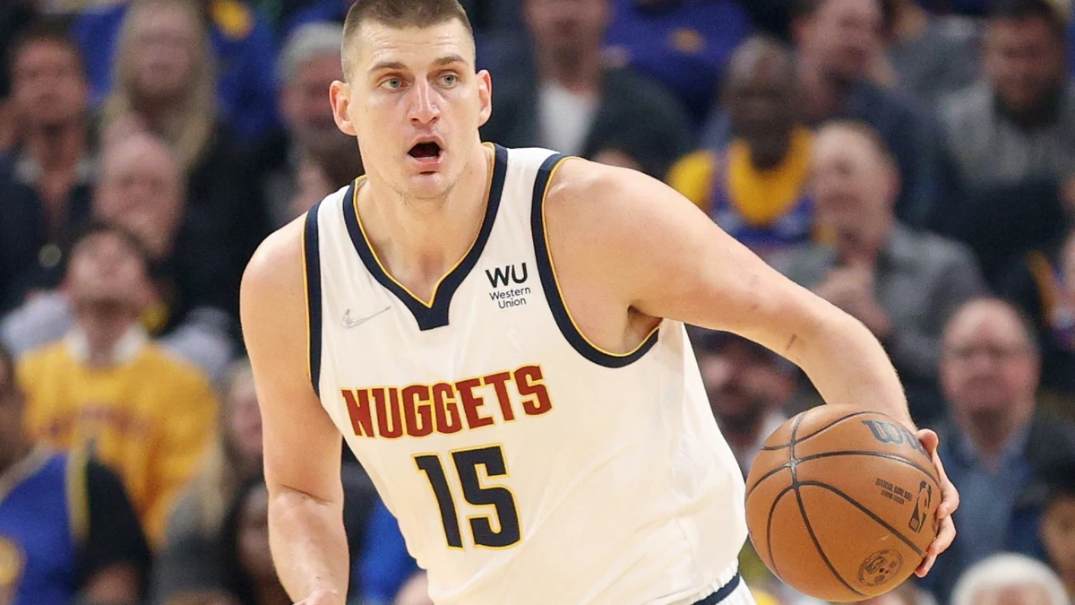 Nikola Jokic, con los Nuggets