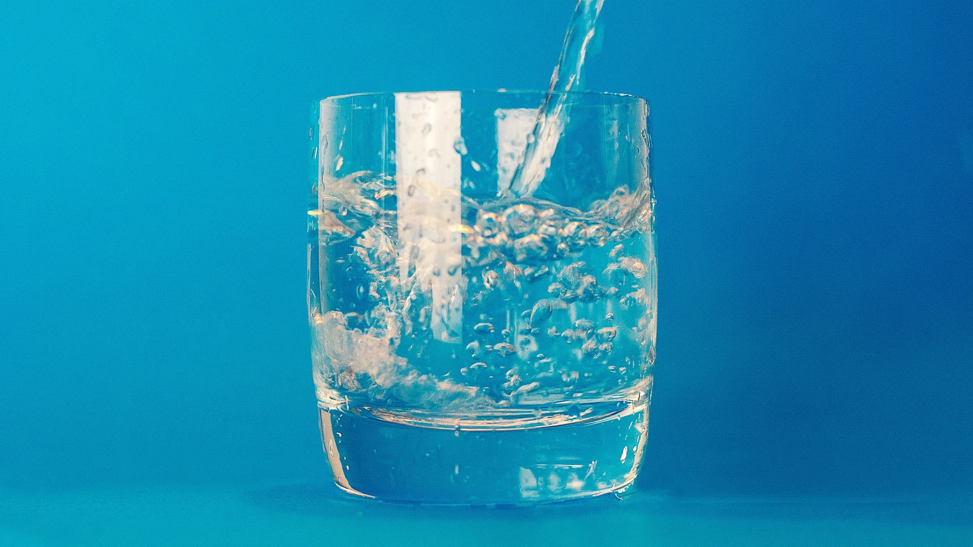 Los síntomas de la deshidratación: esta es la cantidad de agua que debes beber al día