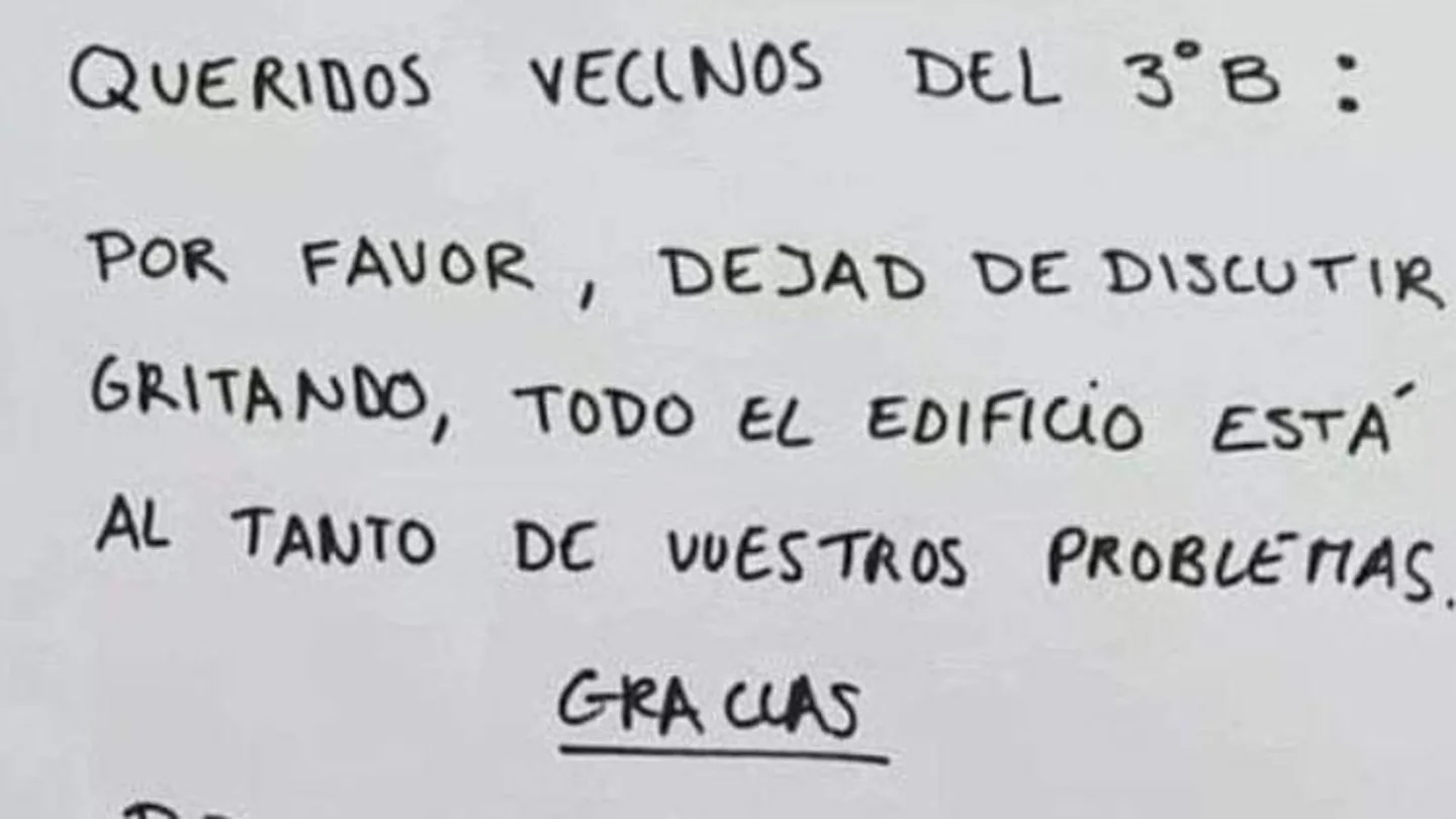 El lío entre vecinos que se ha hecho viral en Twitter: "Todo el edificio está al tanto de vuestros problemas" El lío entre vecinos que se ha hecho viral en Twitter: "Todo el edificio está al tanto de vuestros problemas"