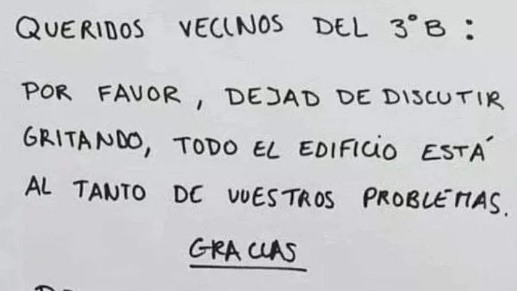 El lío entre vecinos que se ha hecho viral en Twitter: "Todo el edificio está al tanto de vuestros problemas"