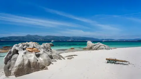 El Islote de Areoso, situado al norte de A Illa de Arousa, en Galicia El Islote de Areoso, situado al norte de A Illa de Arousa, en Galicia