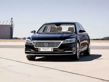La curiosa historia de la renovación del VW Phaeton: construido, desarrollado...y nunca vendido La curiosa historia de la renovación del VW Phaeton: construido, desarrollado...y nunca vendido
