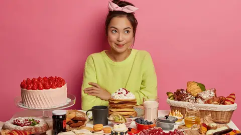 Atracón de comida dulces
