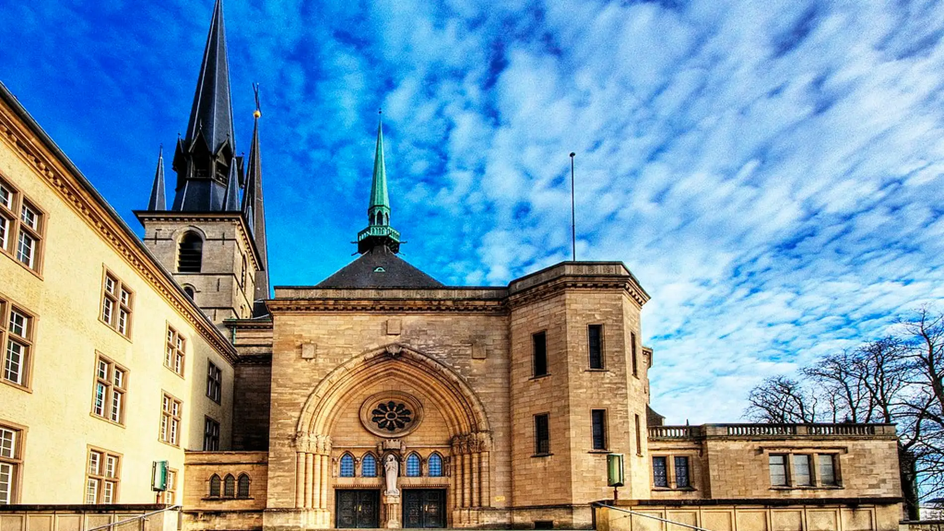 Catedral de Santa María de Luxemburgo: su historia y datos curiosos que no te dejarán indiferente