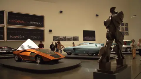 Exposición 'Motion. Autos, Art, Architecture' en el Museo Guggenheim Exposición 'Motion. Autos, Art, Architecture' en el Museo Guggenheim
