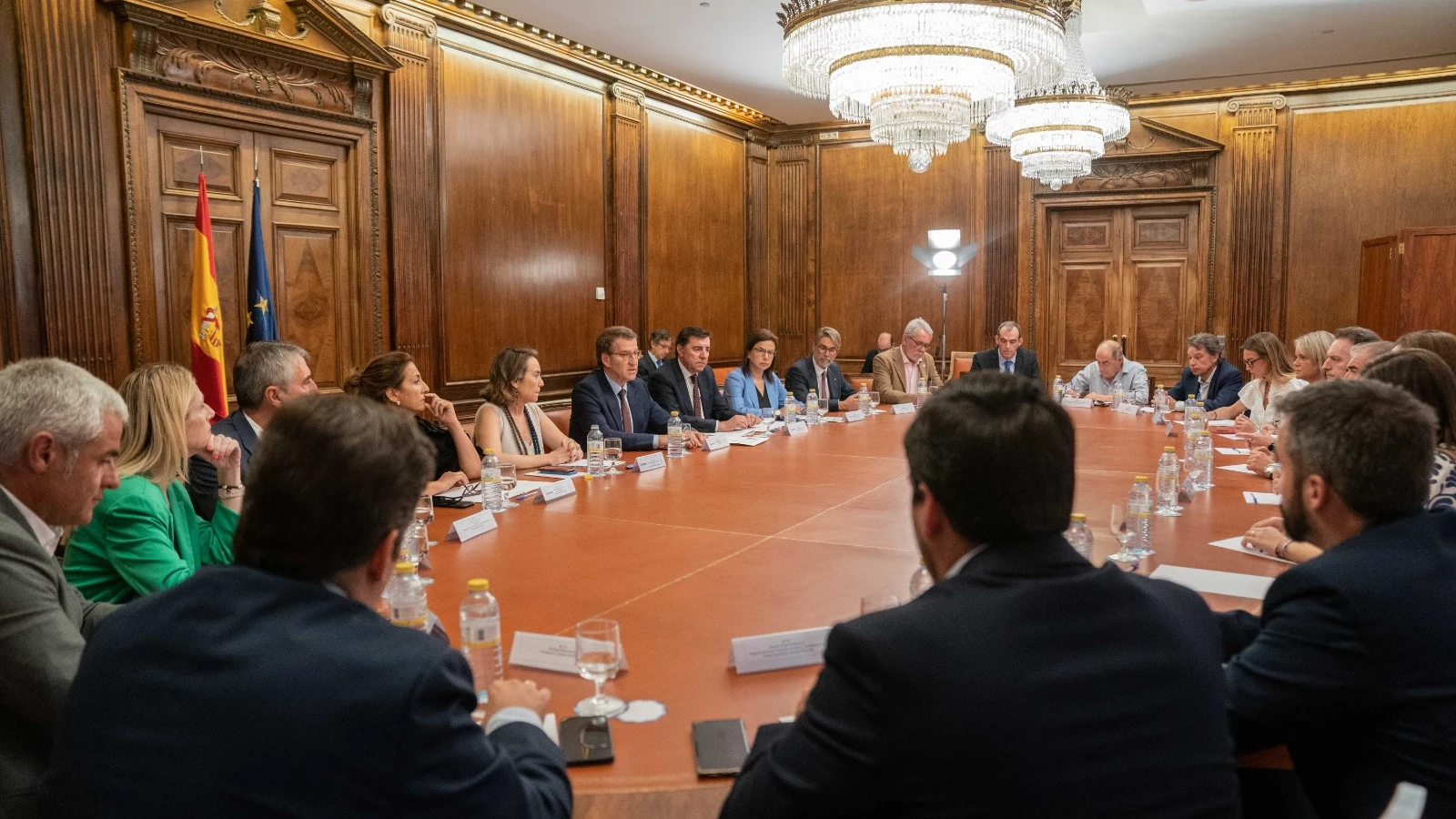 Reunión de Feijóo con asociaciones terroristas