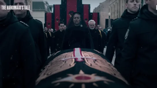 Serena Joy (Yvonne Strahovski) ejercerá como perfecta y doliente viuda en la T5 de 'El cuento de la criada' Serena Joy (Yvonne Strahovski) ejercerá como perfecta y doliente viuda en la T5 de 'El cuento de la criada'