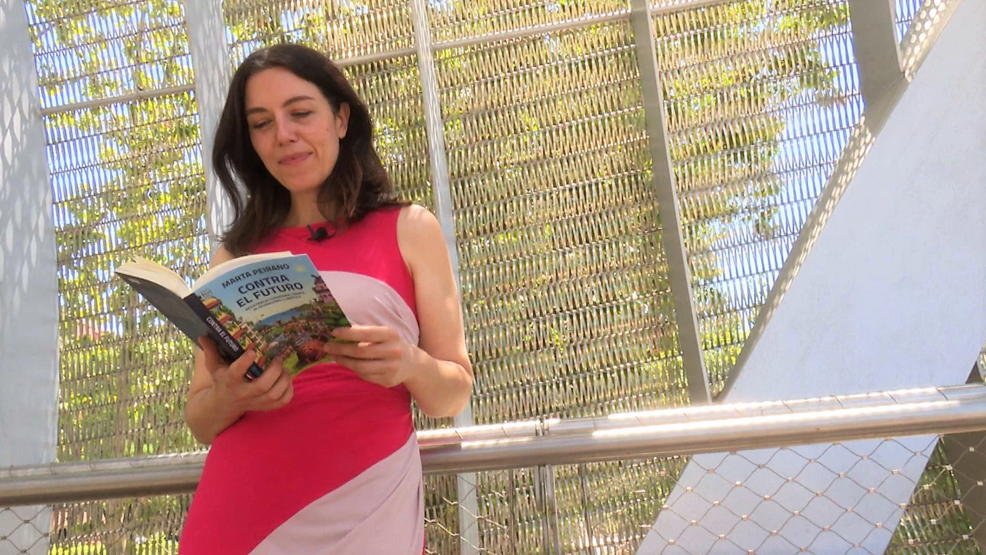 Marta Peirano, autora de 'Contra el futuro' Marta Peirano, autora de 'Contra el futuro'