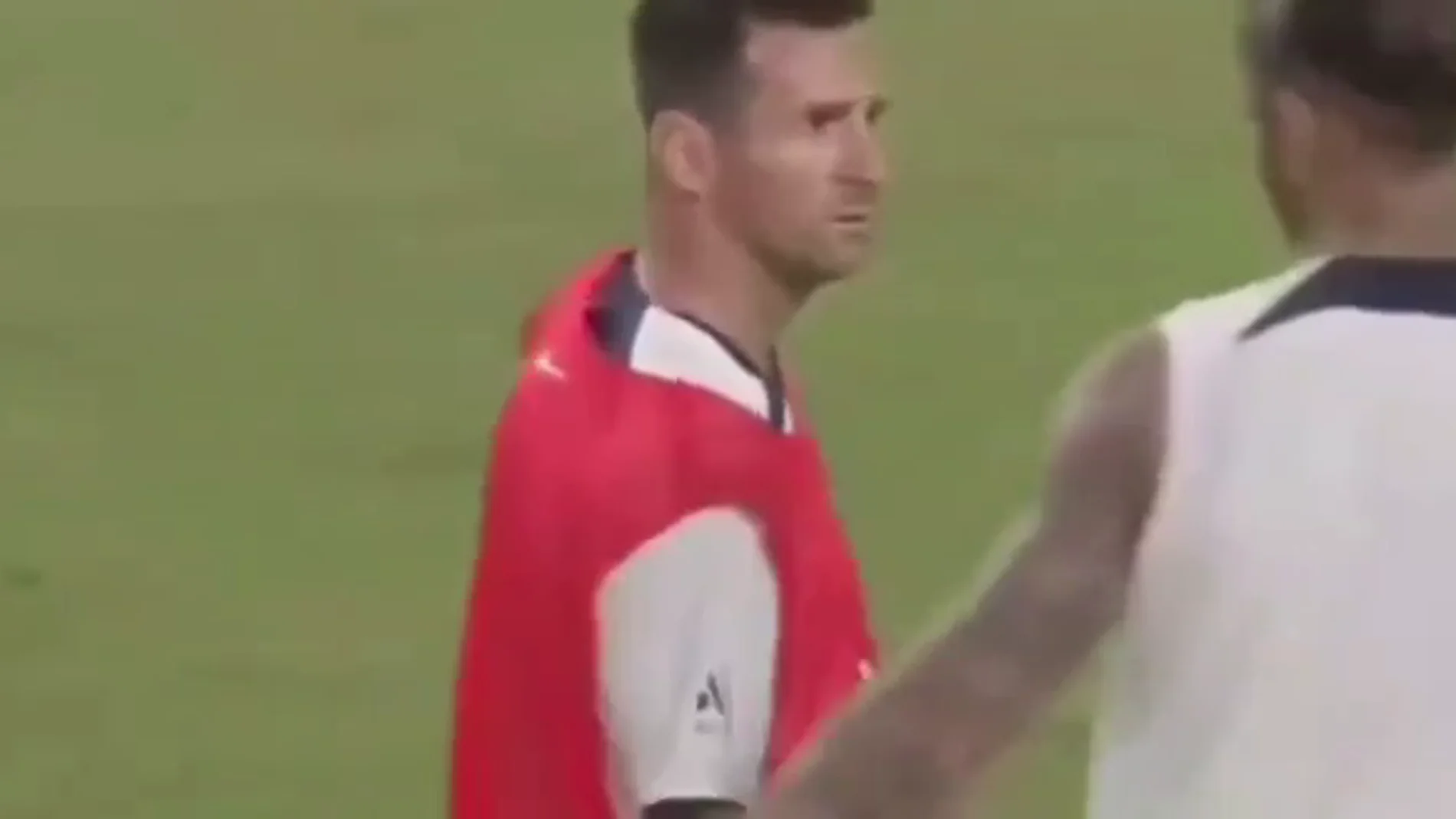 Tensión entre Messi y Ramos en el entrenamiento del PSG: la cara del argentino lo dice todo