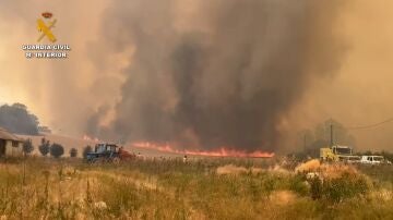 Detienen al conductor de una cosechadora como presunto autor del incendio forestal de Burgos