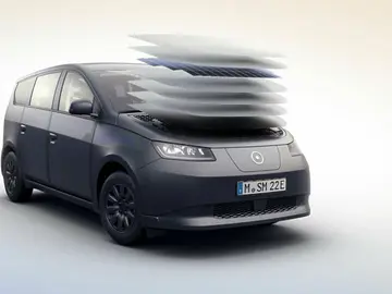 Así es el coche solar que podrás comprar por 25.000 euros y que casi nunca tendrás que cargar Así es el coche solar que podrás comprar por 25.000 euros y que casi nunca tendrás que cargar