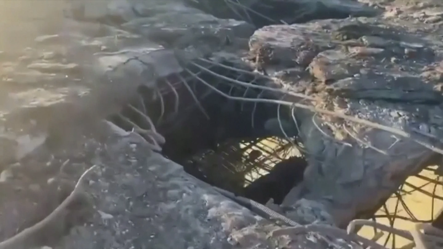 Ucrania aísla a las tropas rusas en Jersón tras bombardear un puente clave para los suministros Ucrania aísla a las tropas rusas en Jersón tras bombardear un puente clave para los suministros