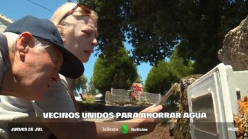 Vecinos miden el consumo de agua de una aldea de Pontevedra