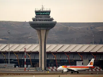 Aeropuerto Adolfo Suárez Madrid-Barajas Aeropuerto Adolfo Suárez Madrid-Barajas