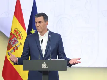 Pedro Sánchez, sin corbata, presenta el primer informe de rendición de cuentas 2022 del Gobierno 