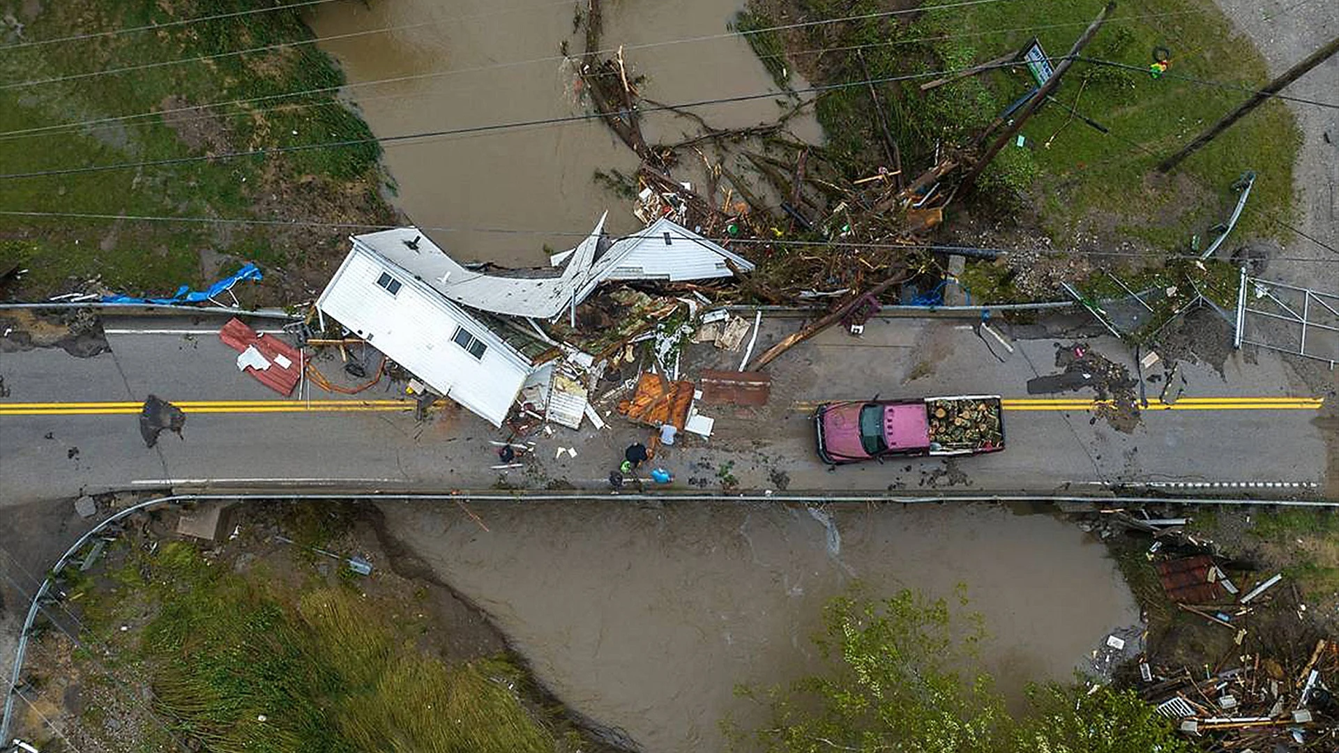 Las inundaciones en Kentucky (Estados Unidos) dejan 25 muertos, entre ellos seis niños 