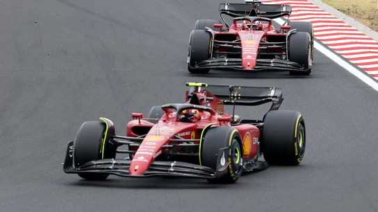 Carlos Sainz y Charles Leclerc, en el GP de Hungría Carlos Sainz y Charles Leclerc, en el GP de Hungría