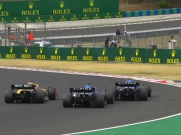 Daniel Ricciardo supera a Esteban Ocon y Fernando Alonso Daniel Ricciardo supera a Esteban Ocon y Fernando Alonso