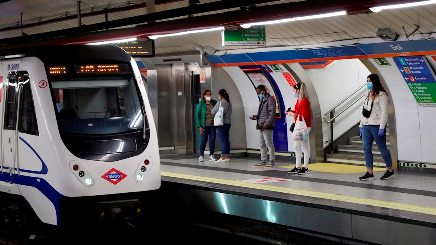 Imagen de archivo del Metro de Madrid. Nuevos precios de los abonos de transporte en Madrid: estas son las tarifas a partir de septiembre