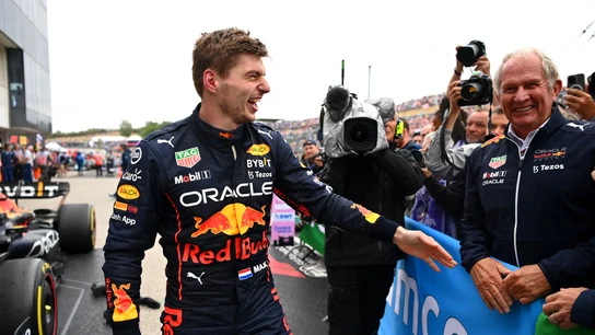 Max Verstappen y Helmut Marko Max Verstappen y Helmut Marko