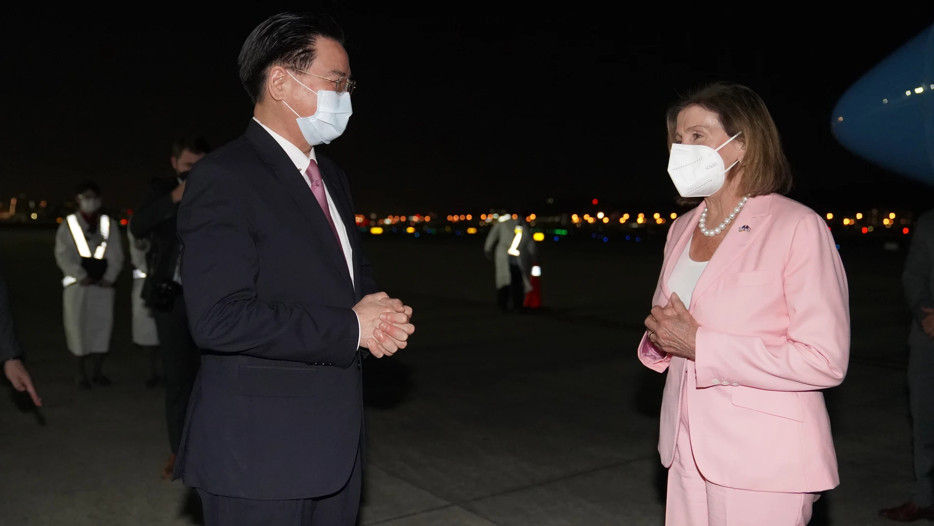 La presidenta de la Cámara de Representantes de EEUU, Nancy Pelosi, a su llegada a Taipéi (Taiwán).