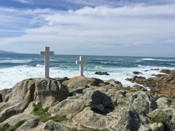 Cruces de Os Percebeiros. Punta Roncudo. Costa da Morte Cruces de Os Percebeiros. Punta Roncudo. Costa da Morte