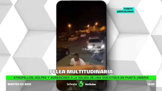 Multitudinaria pelea en Punta Umbría tras un atropello doble a un joven a las puertas de una discoteca Multitudinaria pelea en Punta Umbría tras un atropello doble a un joven a las puertas de una discoteca