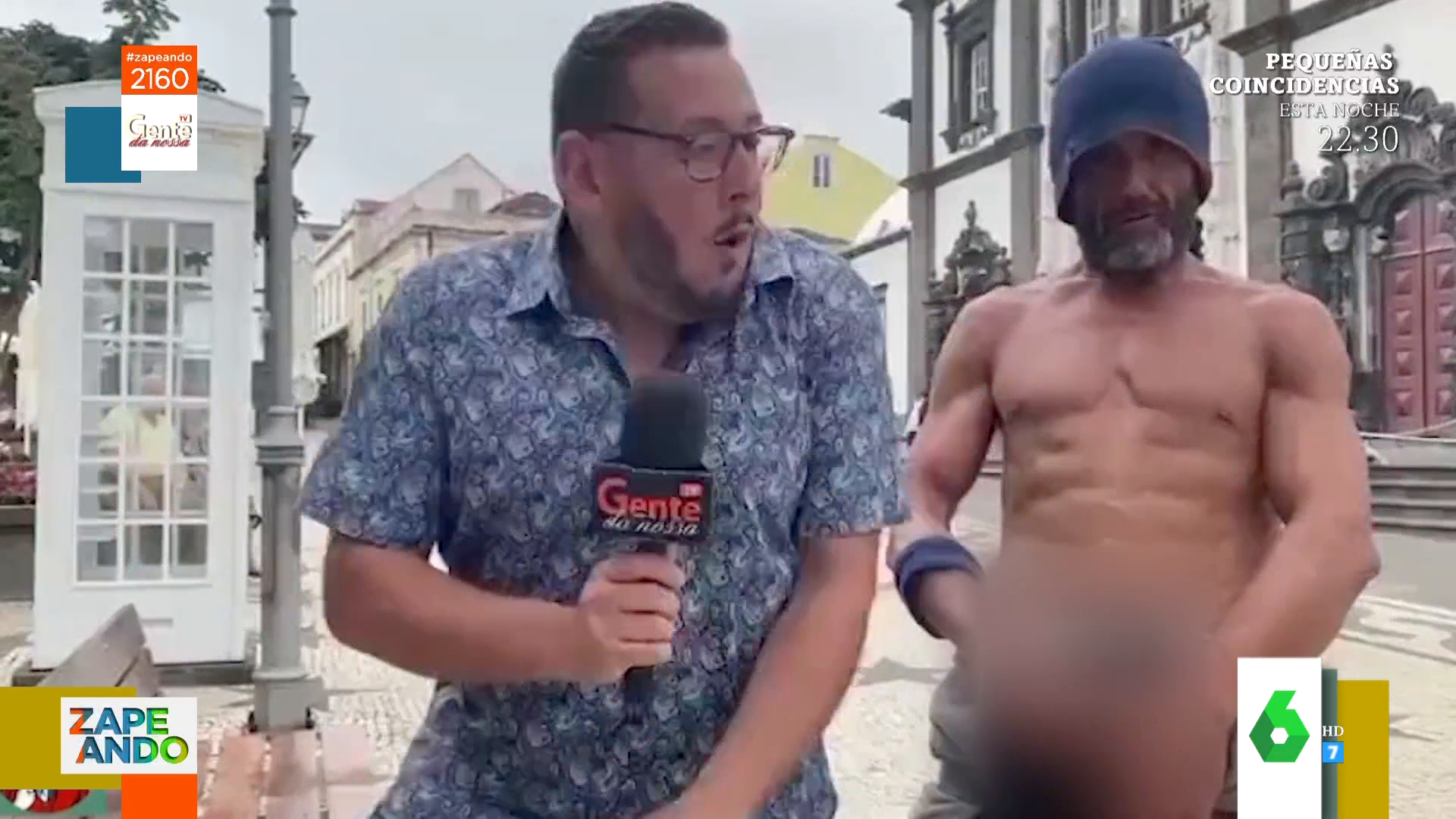 La reacción de un reportero al darse cuenta de que un hombre se estaba  meneando el 'gusanito' en directo