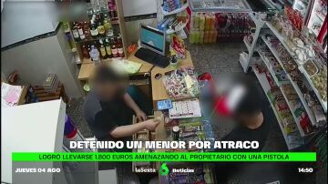 Detenido un menor acusado de atracar a punta de pistola una tienda en Coria (Cáceres)