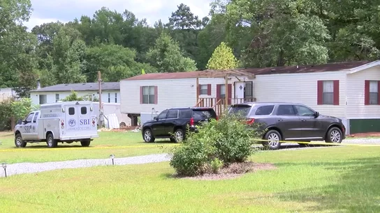 Una niña de 12 años escapa tras una semana secuestrada y conviviendo con dos cadáveres Una niña de 12 años escapa tras una semana secuestrada y conviviendo con dos cadáveres