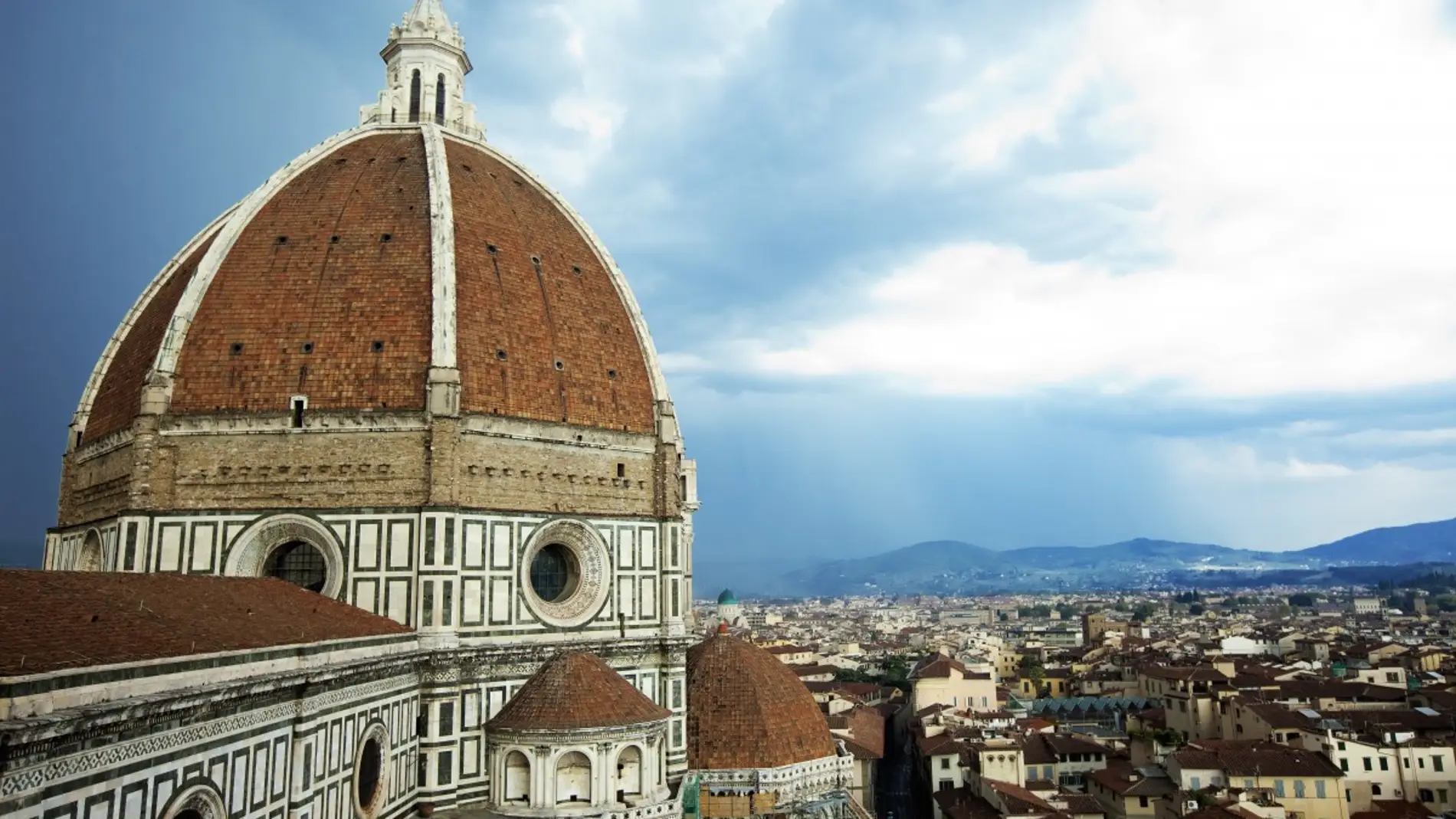 Florencia: la leyenda de la ventana que siempre debe estar abierta