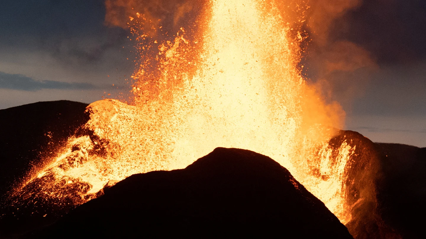 El volcán Fagradalsfjall, en erupción El volcán Fagradalsfjall, en erupción