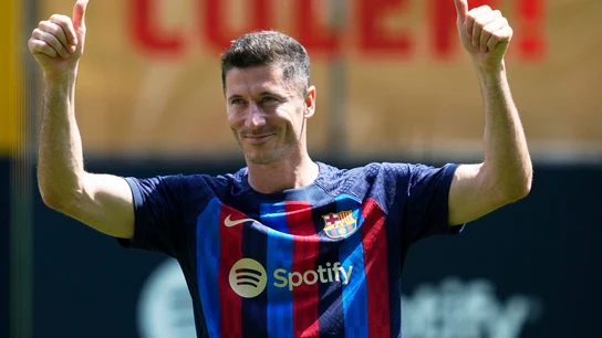 Robert Lewandowski, con la camiseta del Barça Robert Lewandowski, con la camiseta del Barça