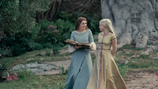 Eran inseparables pero el Trono de Hierro las convertirá en enemigas. Eran inseparables pero el Trono de Hierro las convertirá en enemigas.