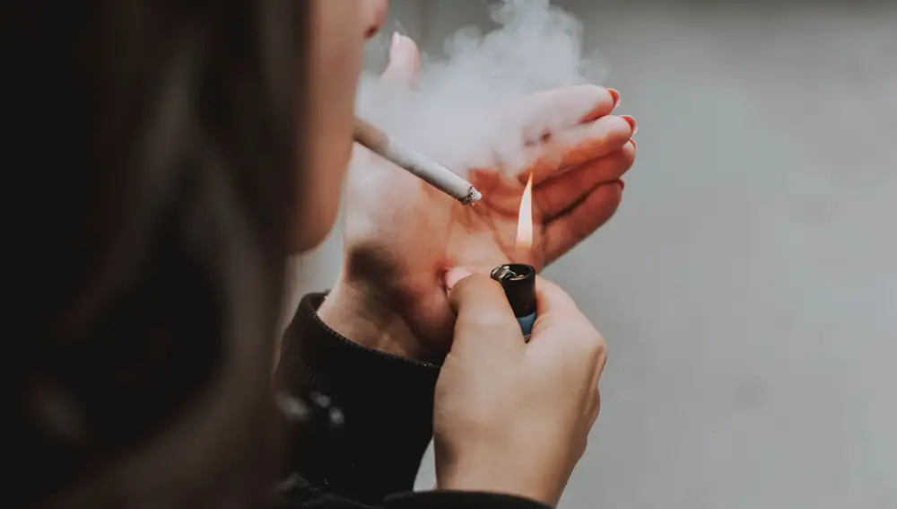 El tabaco, el alcohol o el sobrepeso causan casi la mitad de las muertes por cáncer El tabaco, el alcohol o el sobrepeso causan casi la mitad de las muertes por cáncer