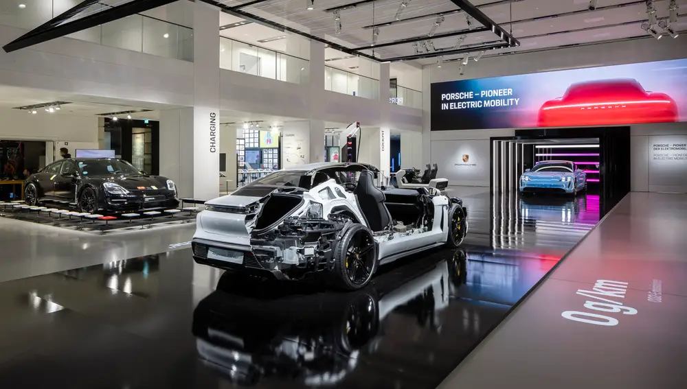Porsche sigue imaginando el futuro de la movilidad