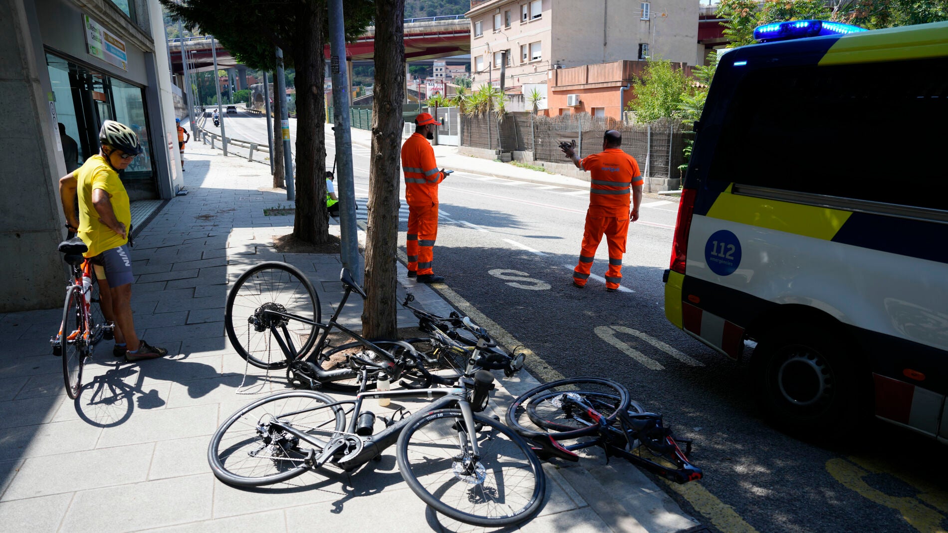 Detenido el conductor que arrolló a un grupo de ciclistas y mató a dos de ellos en Castellbisbal, Barcelona
