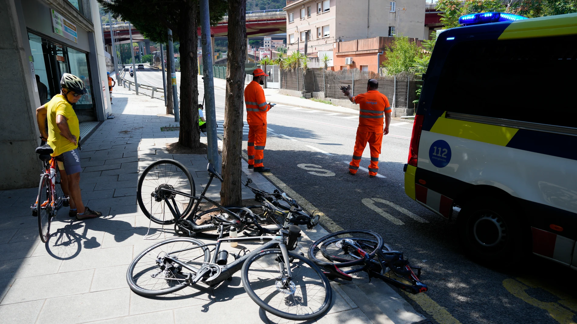 Detenido el conductor que arrolló a un grupo de ciclistas y mató a dos de ellos en Castellbisbal, Barcelona