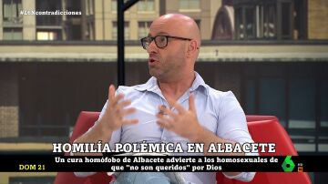 Rafa López responde al cura homófobo de Albacete: "Que diga que los homosexuales no son queridos por Dios es un pecado y debería estar castigado"