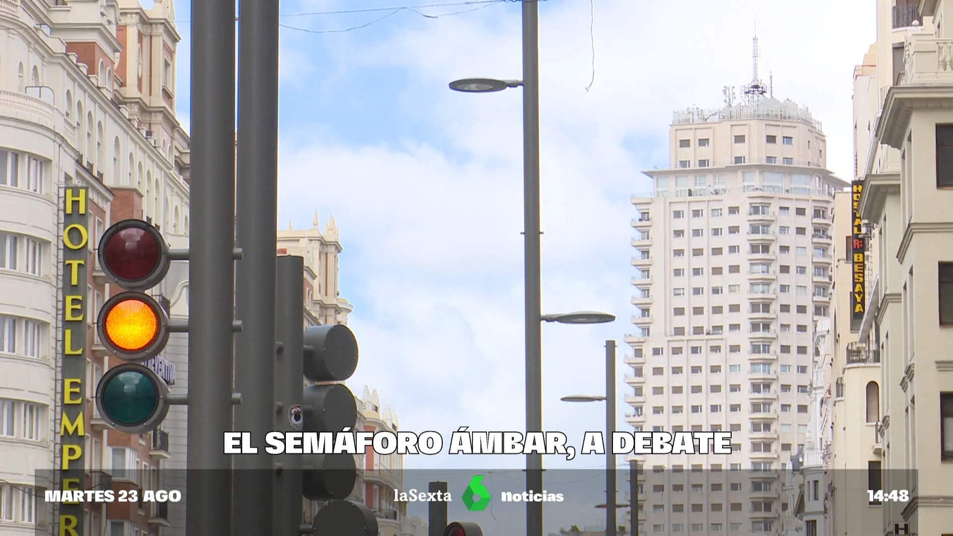 Cruzar o no cruzar: ¿Qué debemos hacer cuando el semáforo está en ámbar? El eterno debate puede llegar pronto a su fin