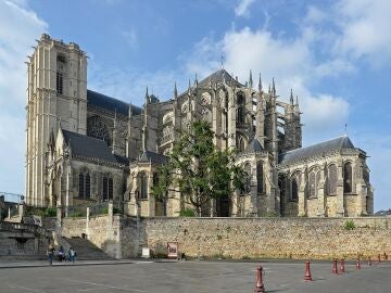 Catedral de Le Mans: historia y datos que no te dejarán indiferente