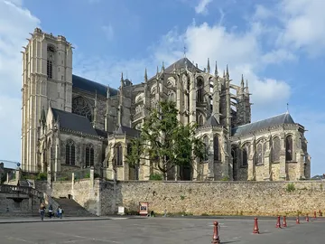 Catedral de Le Mans: historia y datos que no te dejarán indiferente Catedral de Le Mans: historia y datos que no te dejarán indiferente