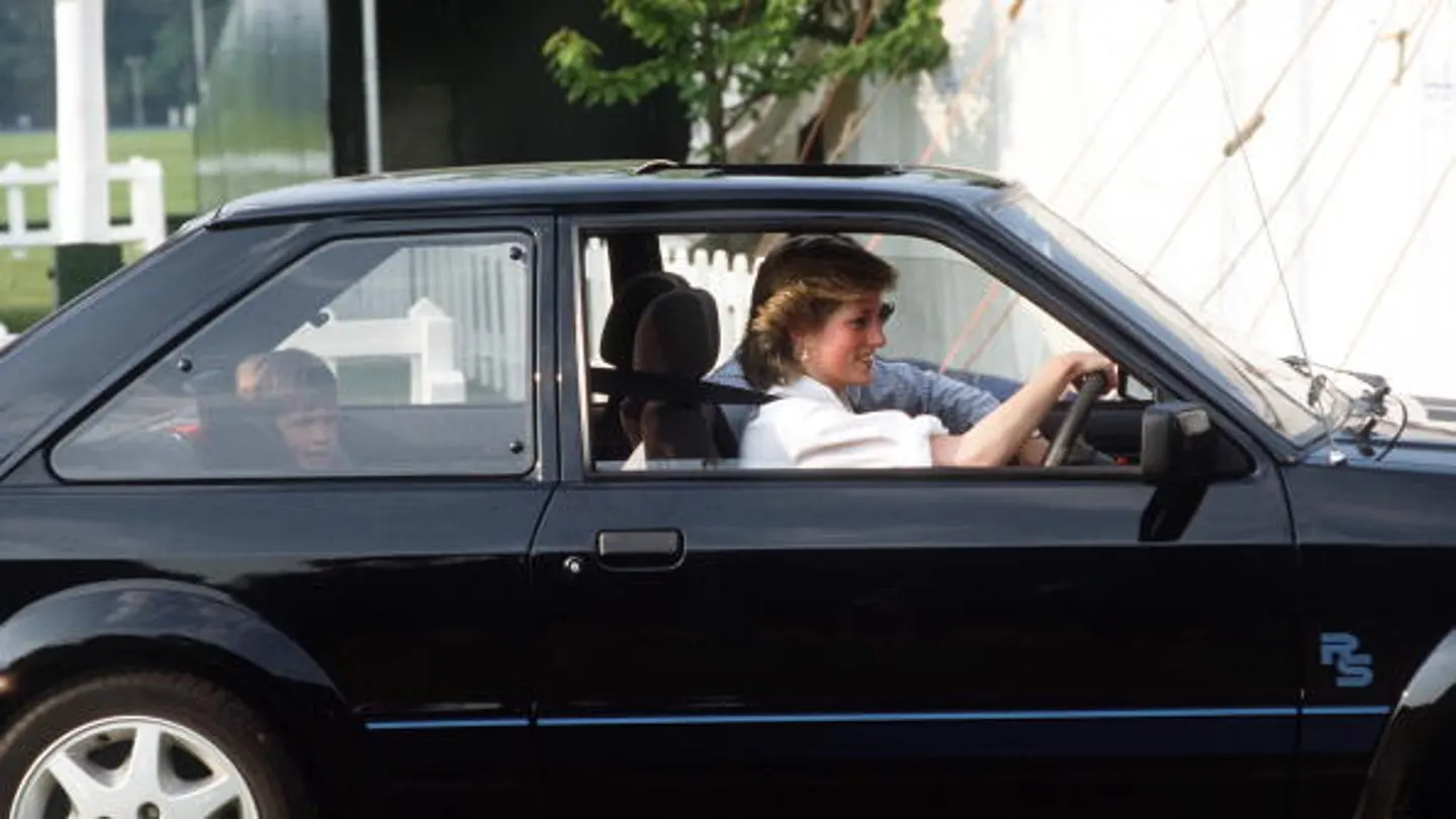 Sale a subasta el Ford Escort de la Princesa Diana Sale a subasta el Ford Escort de la Princesa Diana