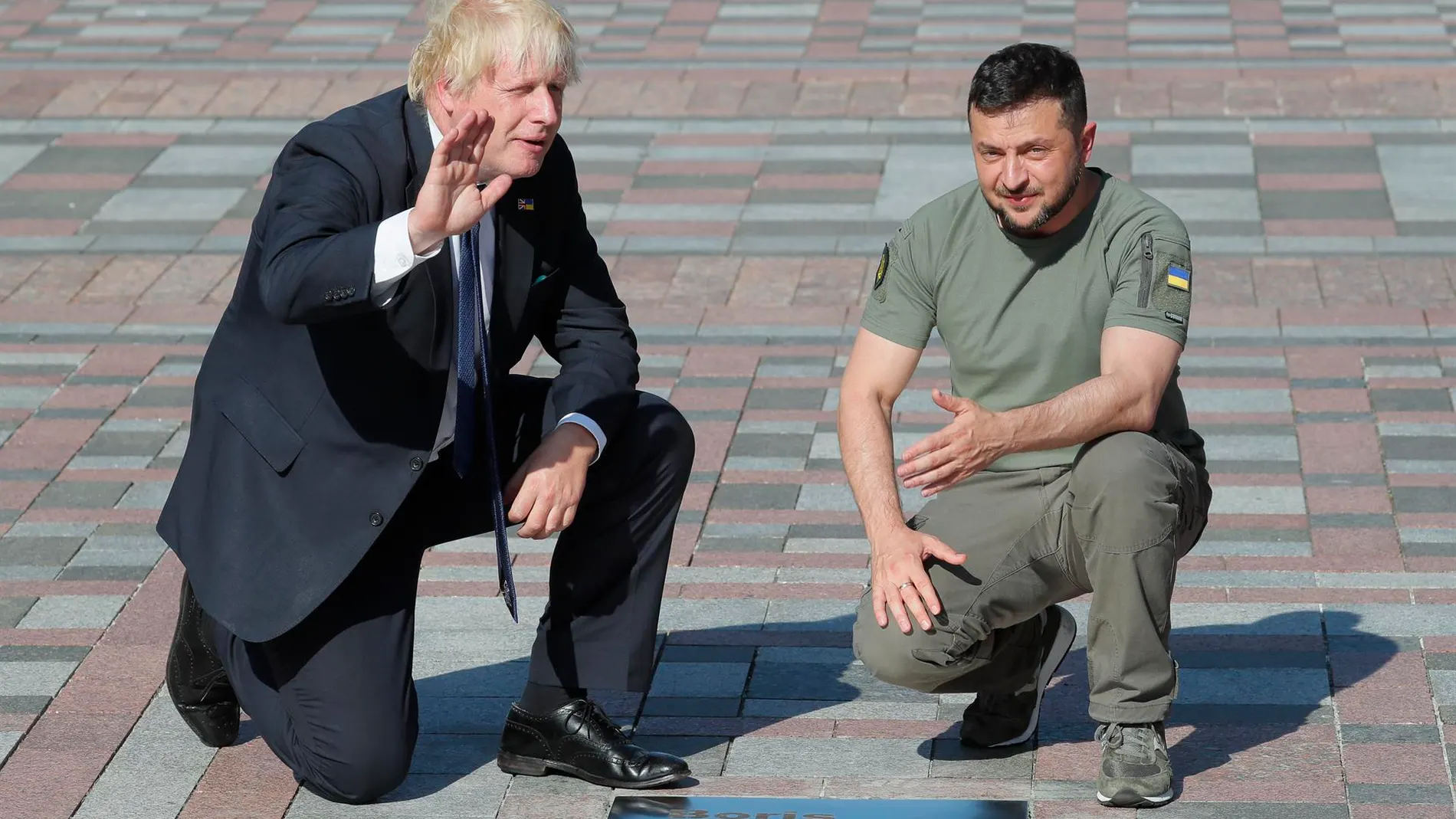 Boris Johnson junto a Volodimir Zelenski