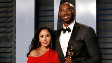 Vanessa Bryant, junto a Kobe en la gala de los Oscars 2018