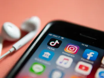 Instagram ha evolucionado copiando otras apps como TikTok, Vine o Snapchat Instagram ha evolucionado copiando otras apps como TikTok, Vine o Snapchat