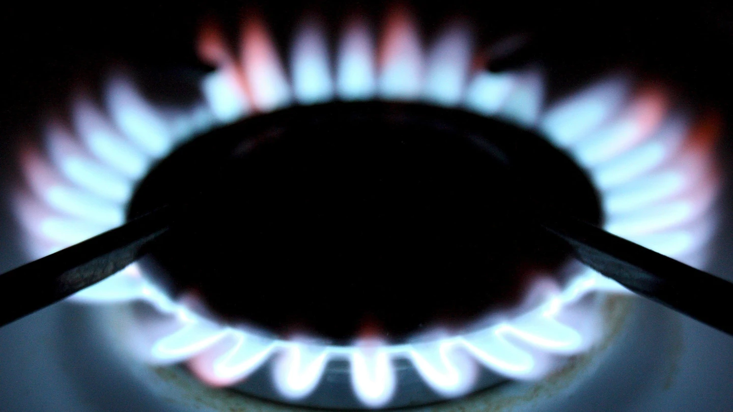 Imagen de archivo de una cocina de gas Imagen de archivo de una cocina de gas