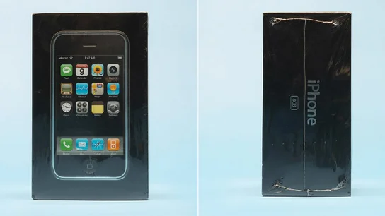 Subastan un iPhone de primera generación por más de 35.000 euros Subastan un iPhone de primera generación por más de 35.000 euros